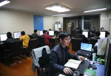 通宵达旦赶任务.JPG